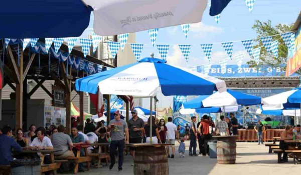 Açık Hava Etkinliklerinde Şemsiye ve Tente Kullanımı