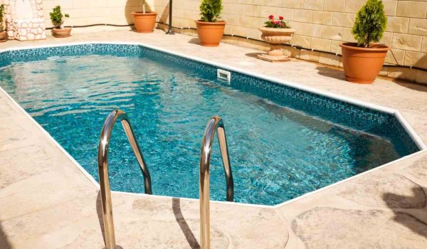 Havuz Dekorasyonu Nasıl Yapılır?