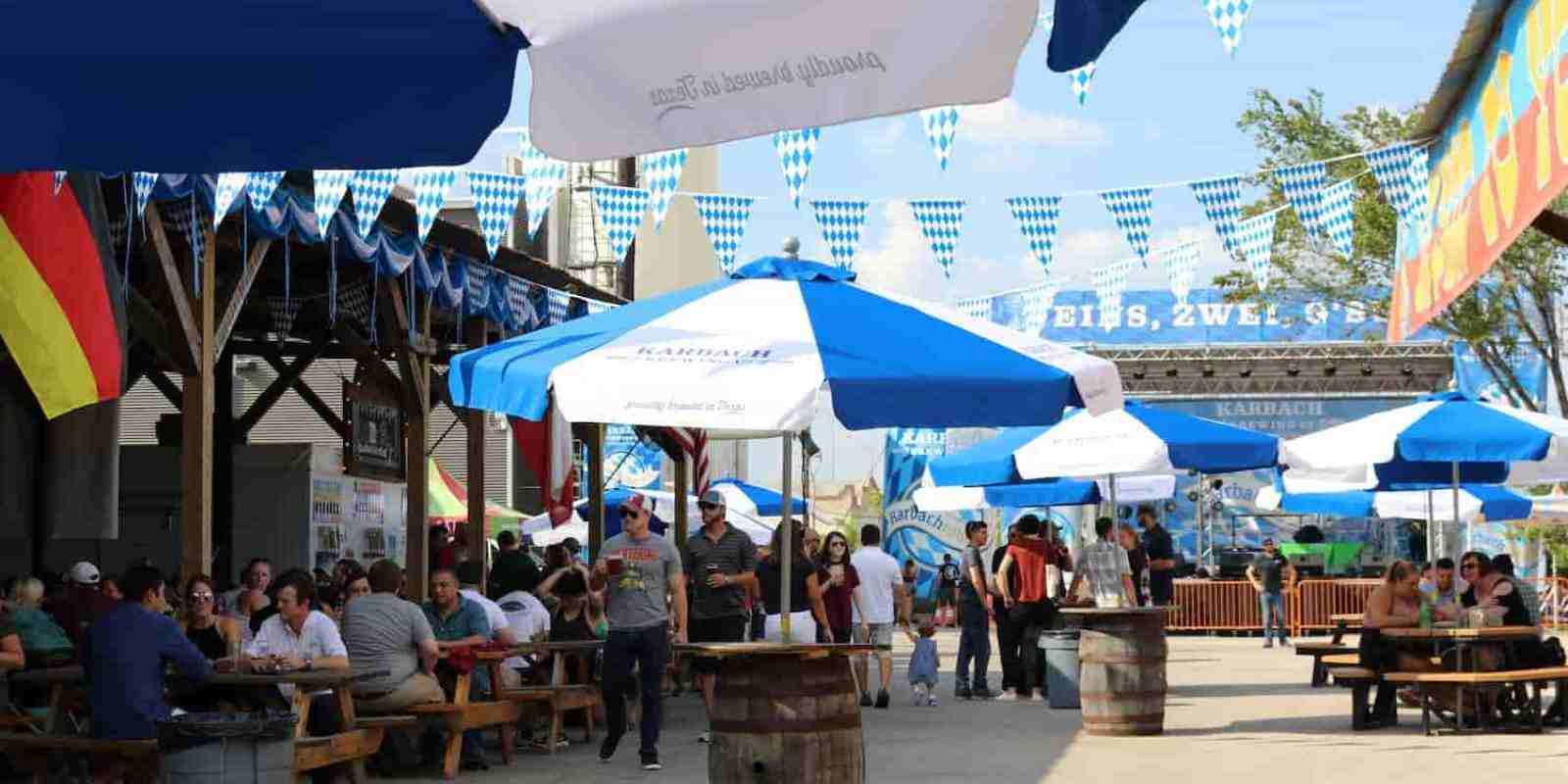 Açık Hava Etkinliklerinde Şemsiye ve Tente Kullanımı