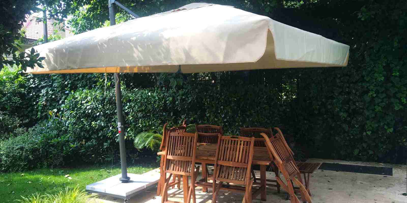 Egenin Olmazsa Olmaz Balkonlarına Konfor Taşıyacak Şemsiyeler