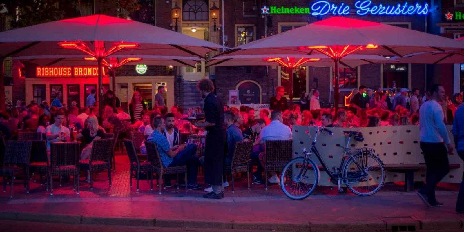 Açık Alanlarda Isıtmalı Şemsiye Çözümleri