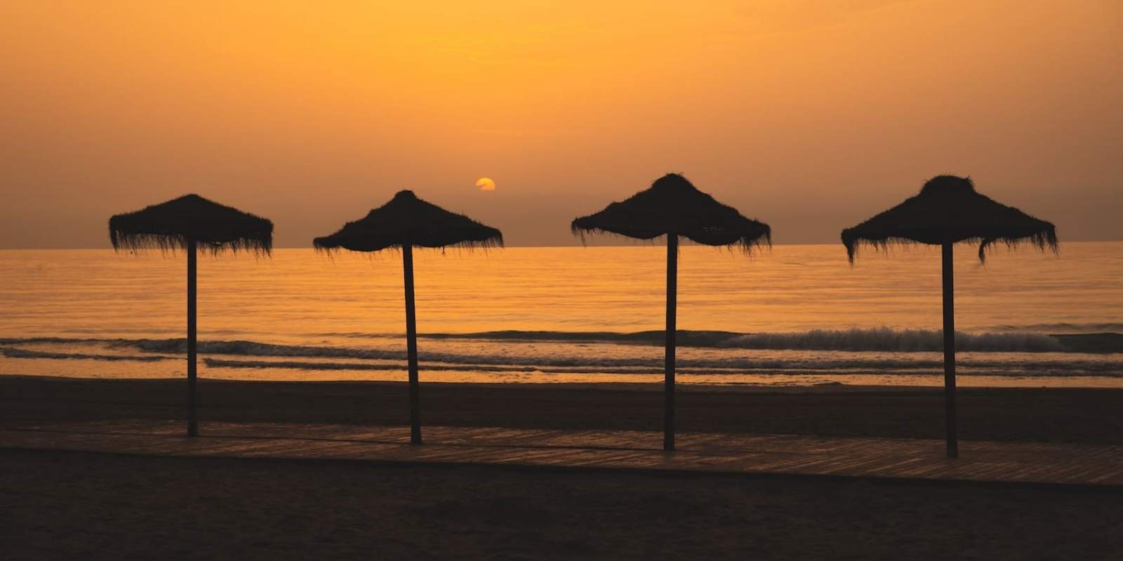 Plaj Şemsiyelerinde 2025 Trendi Nelerdir?